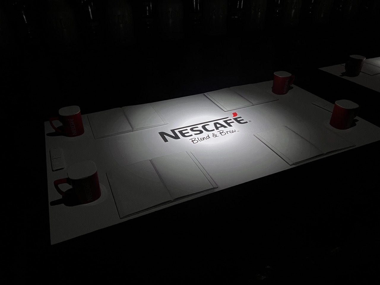Table Projection Mapping และ Immersive Dining